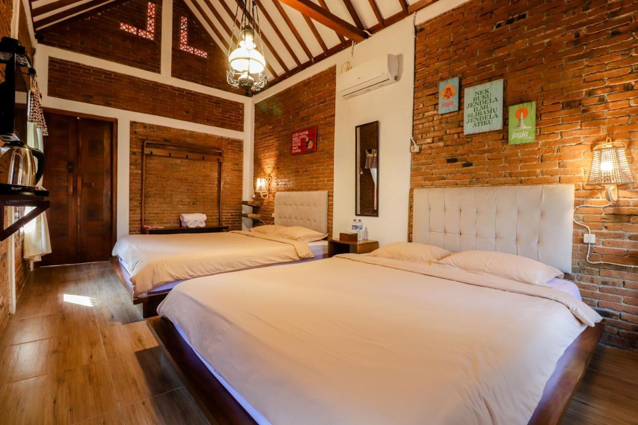 Omah Teras Bata Guesthouse يوغياكارتا المظهر الخارجي الصورة