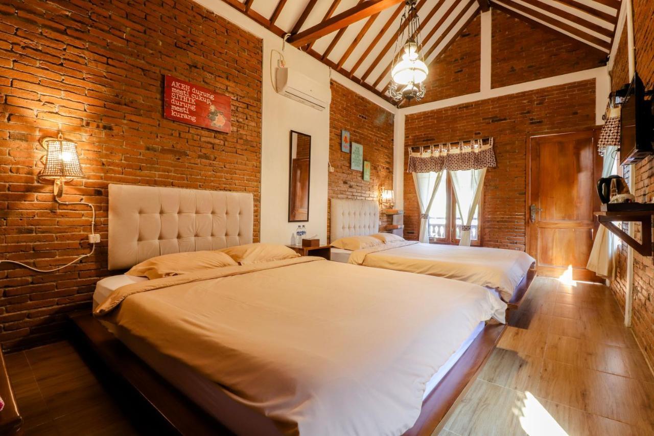 Omah Teras Bata Guesthouse يوغياكارتا المظهر الخارجي الصورة