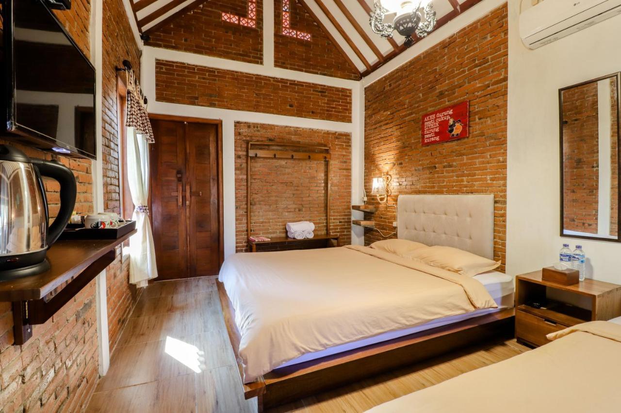 Omah Teras Bata Guesthouse يوغياكارتا المظهر الخارجي الصورة