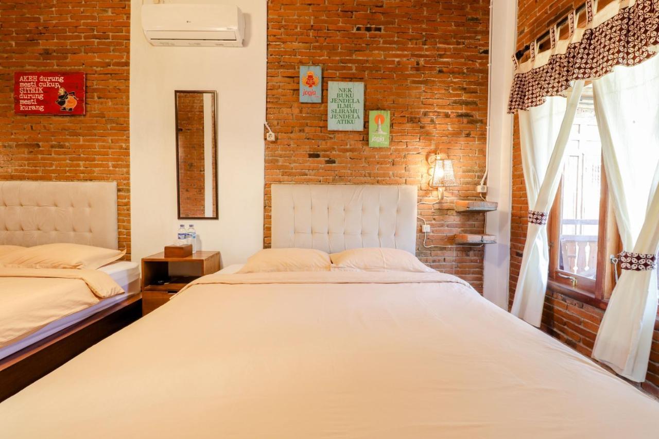 Omah Teras Bata Guesthouse يوغياكارتا المظهر الخارجي الصورة